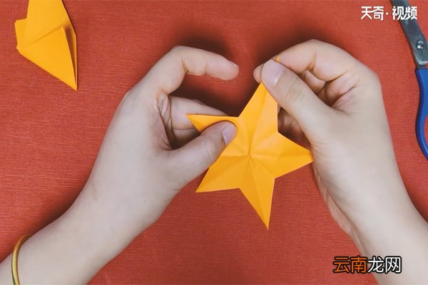 五角星怎么剪 五角星剪纸