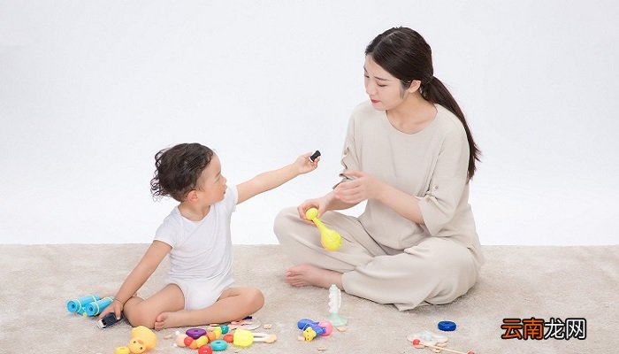 陪伴孩子成长的句子 陪伴孩子成长温暖句子有哪些