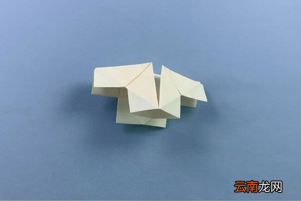 上衣怎么折 上衣的折法