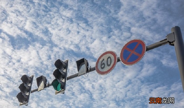 三颗星星的故事 关于星星的儿童故事