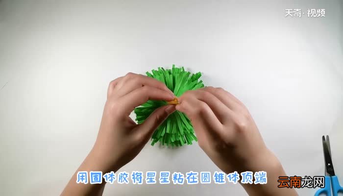 立体圣诞树怎么折 圣诞树的好看做法