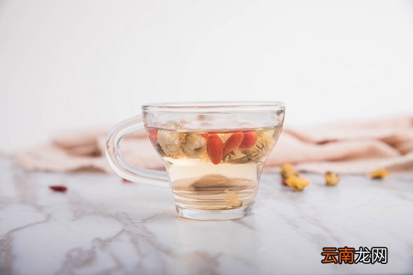 杞子泡水喝的功效与作用 杞子泡水喝的功效