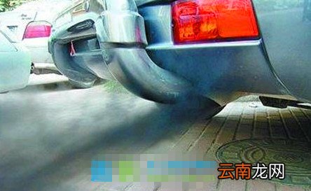 汽车排气管滴水是什么原因？