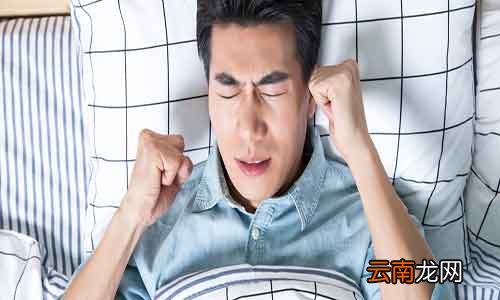 开灯睡觉的危害 开灯睡觉有什么坏处