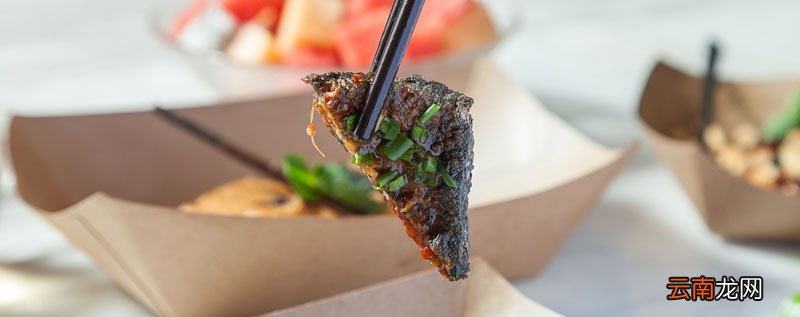 臭豆腐是不是用屎做的吗 臭豆腐是用什么做成的