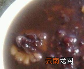 煮黑豆红糖核桃的功效与作用