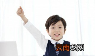 远上寒山石径斜的下一句是什么 远上寒山石径斜的下一句