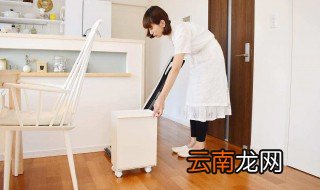 日本主妇怎么打扫地板 来学习方法！