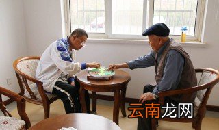 老人送养老院好吗 养老院的优点