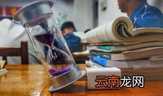 待到山花烂漫时她在丛中笑这句话的意思 待到山花烂漫时她在丛中笑的全文