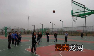 投篮如何让球旋转 让球旋转的方法