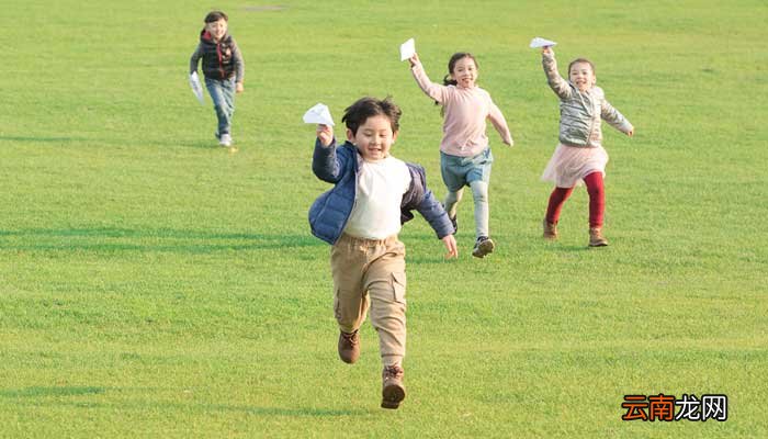大班语言《颠倒歌》内容 大班语言《颠倒歌》内容是啥