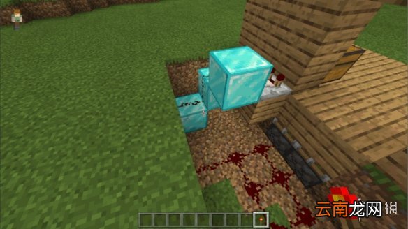 我的世界手游红石隐藏门怎么做 我的世界红石隐藏门建造图文攻略
