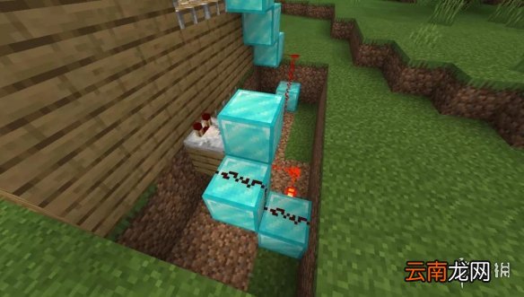 我的世界手游红石隐藏门怎么做 我的世界红石隐藏门建造图文攻略