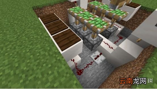 我的世界手游活塞门制作图文攻略 我的世界手游活塞门怎么建