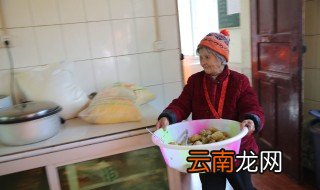 闲不住的奶奶作文 名为闲不住的奶奶作文