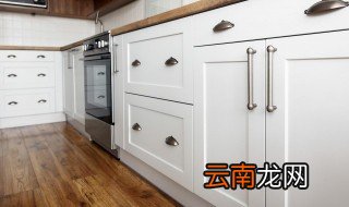 实木柜子发霉怎么办 实木柜子发霉如何处理