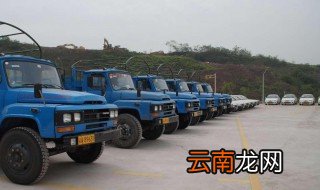 b2倒库技巧 灵活控制方向盘
