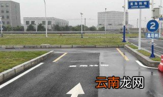 科目2直角转弯技巧 简单实用的科目二直角转弯过关秘诀