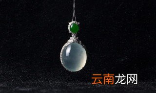 天然冰种翡翠价格 关于天然冰种翡翠价格介绍