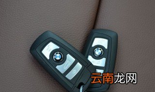 车钥匙锁车里开门技巧 车钥匙锁车里该怎么办