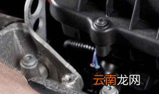 crv 半合成机油超过上限怎么办 取出来是最好的办法