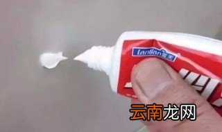 牙膏怎么去汽车划痕 试试这样做吧