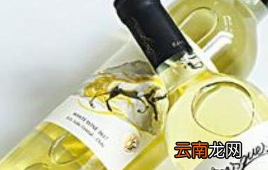 干白葡萄酒对人的好处 喝干白葡萄酒正确方法