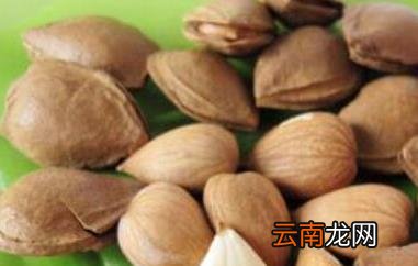 干杏仁怎么处理才能吃 吃干杏仁的好处