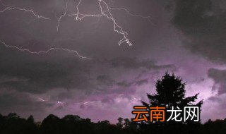 下雨天高速上车速多少安全 高速上下雨天车速限制