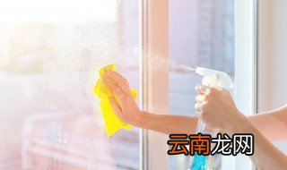 如何去除玻璃上的油漆 怎样去除玻璃上的油漆