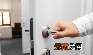 选购木门有哪些技巧 如何选择木门