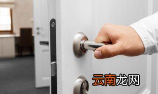 卫生间门在材质上有哪些选择 卫生间门在材质上选择有哪些