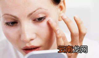 可以涂完防晒霜后直接涂散粉吗 涂防晒霜后能不能用散粉