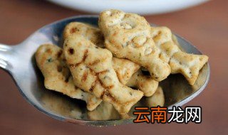 猫吃的饼干是什么做的 猫吃的饼干怎样做