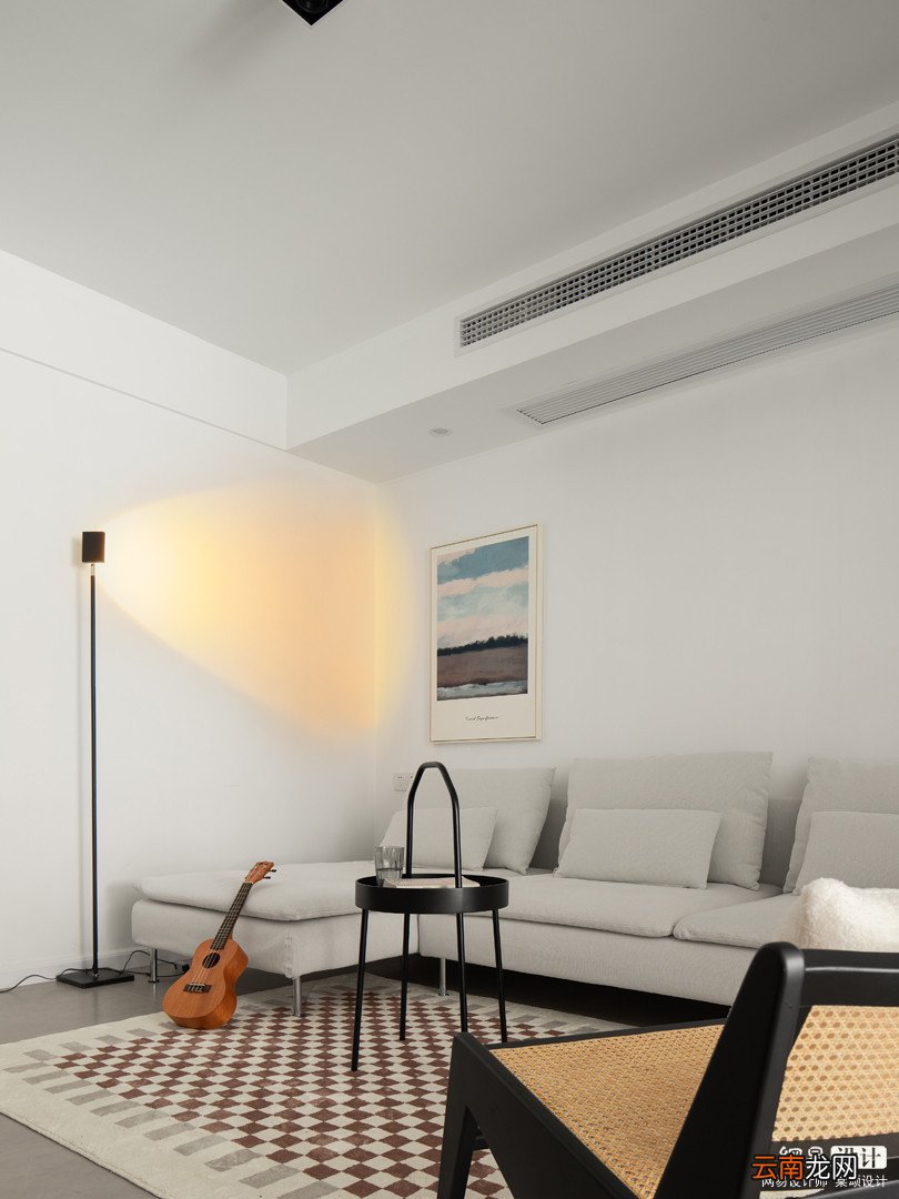 一应俱全两居室现代LOFT，小空间大满足