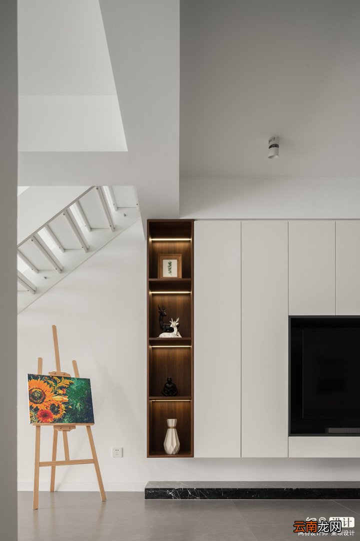 一应俱全两居室现代LOFT，小空间大满足