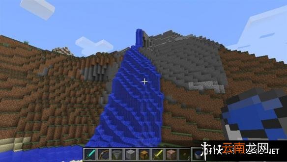 《我的世界》简单瀑布做法分享 瀑布怎么制作