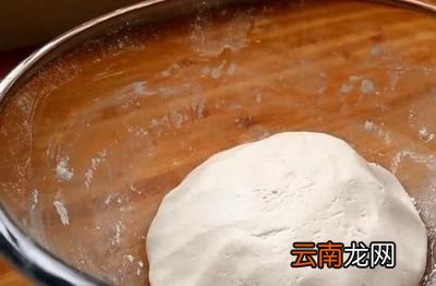 用糯米粉应该怎么糍粑呢