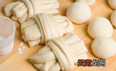 怎么判断面团发酵是否发酵好了