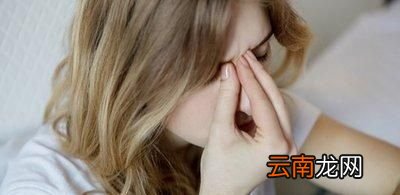 鼻中隔偏曲的致病原因