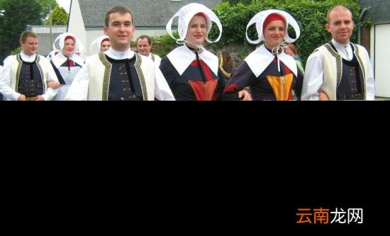 地球最富的10个国家 英国有多少人口