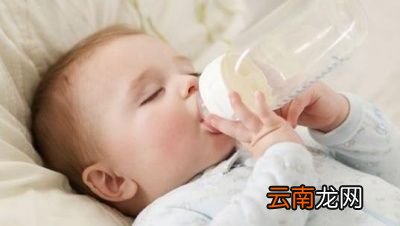 宝宝各阶段要喝多少奶粉