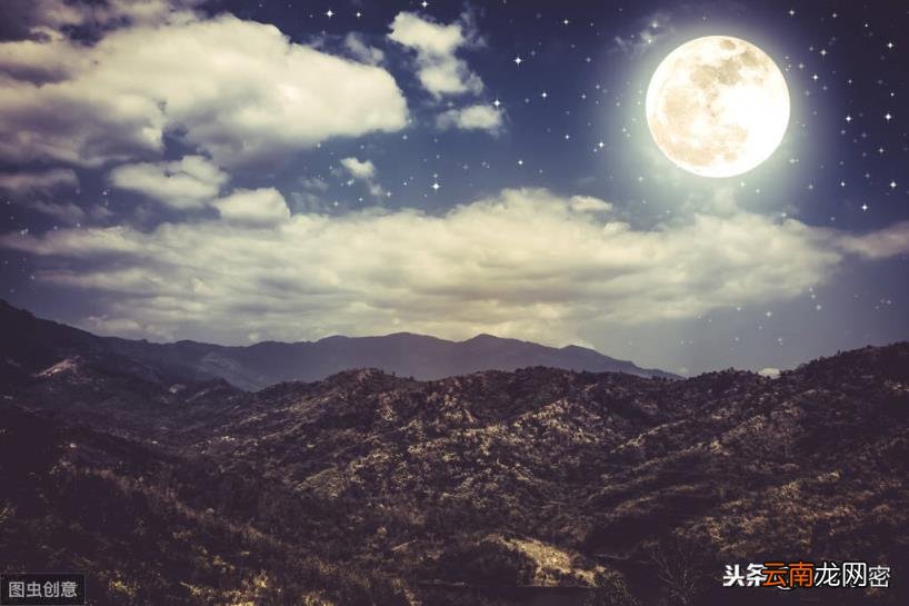 描写月的四字词语 关于月的四字成语分享