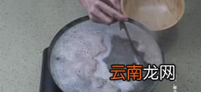 莲藕排骨汤该怎么做