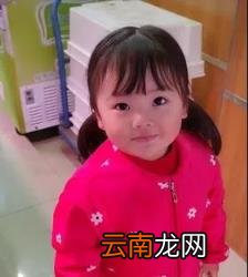 6个月就住爸爸外卖箱的女孩长大了 外卖宝宝长大了
