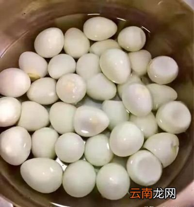 我还是喜欢用鹌鹑蛋做五香熏蛋