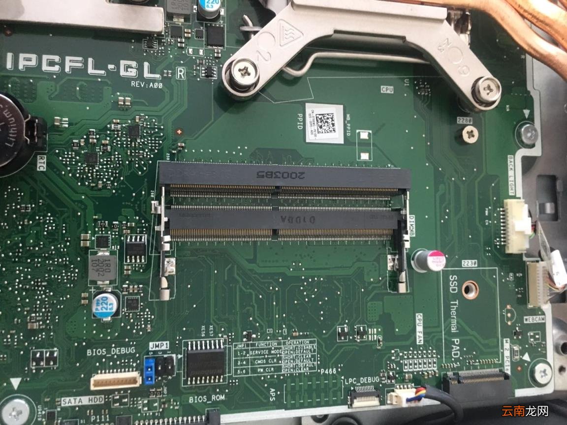 dell笔记本拆机教程 戴尔笔记本拆后盖图解