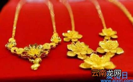 结婚的时候三金是放着还是带着 三金是结婚当天戴还是婚后戴