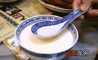 姜汁撞奶为什么会凝固